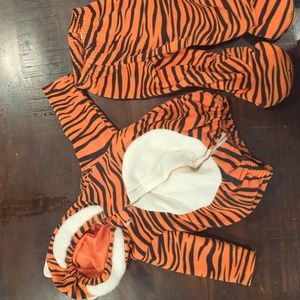 Tiger costume size 12-24 months